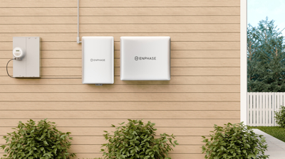 Ground Mounts and Energy Storage Photo